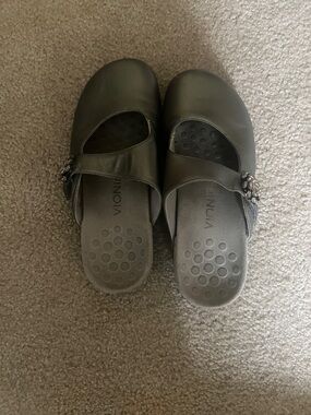 Vionic Dark Gray Mary Jane Clog with Decorative Buckle